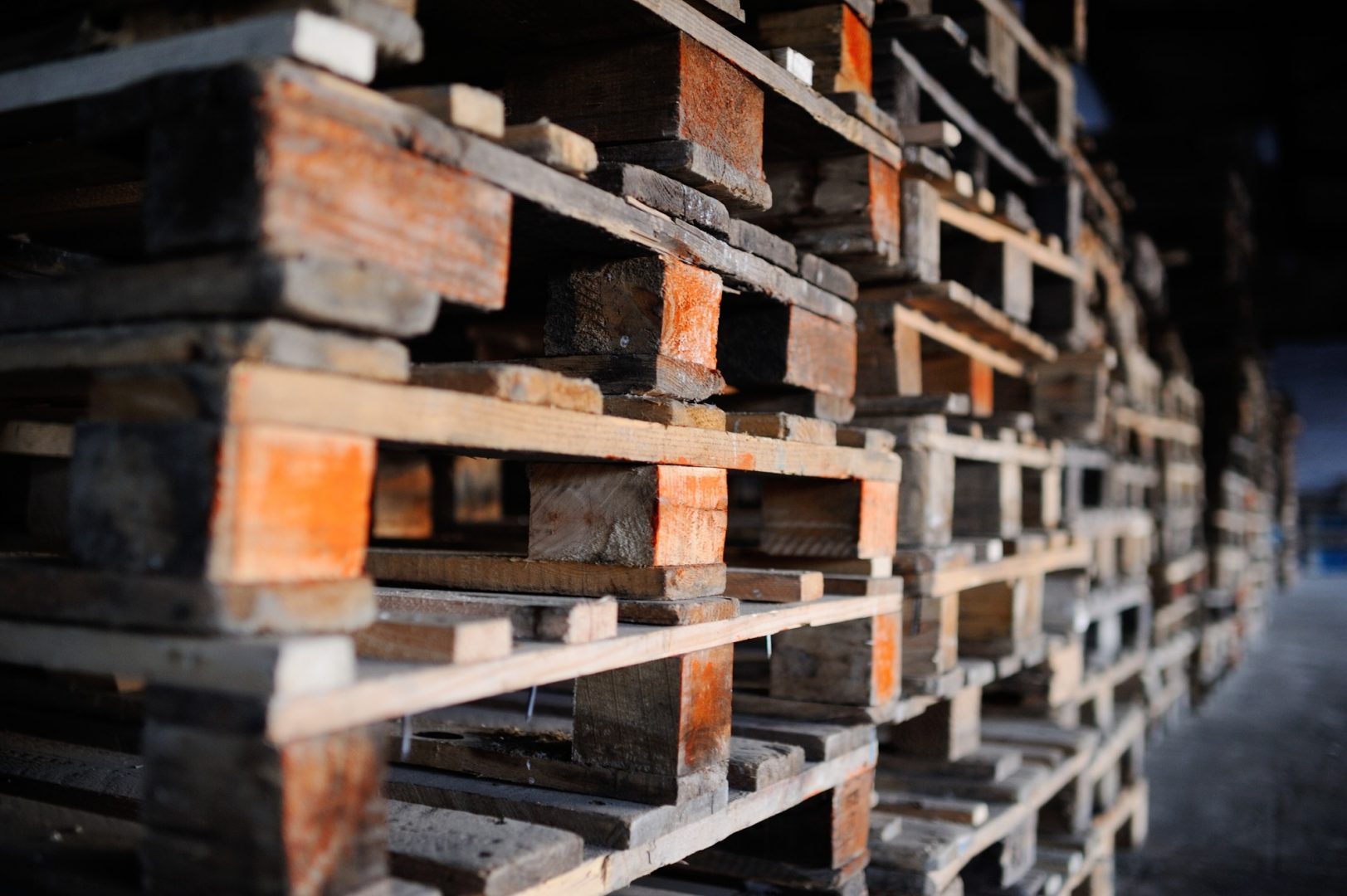 wooden pallets in Miami Premier Pallets, Inc.